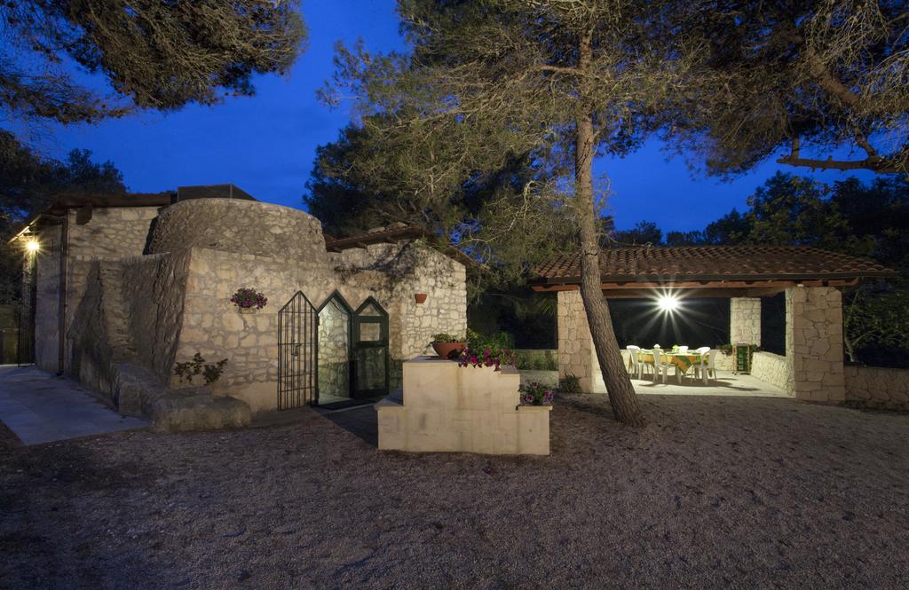 Вилла Trullo In The Wood Нардо Экстерьер фото